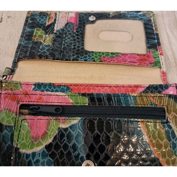 HOBO INTERNATIONAL Leather Wristlet Wallet Tropical Reptile Print - Picture 6 of 16